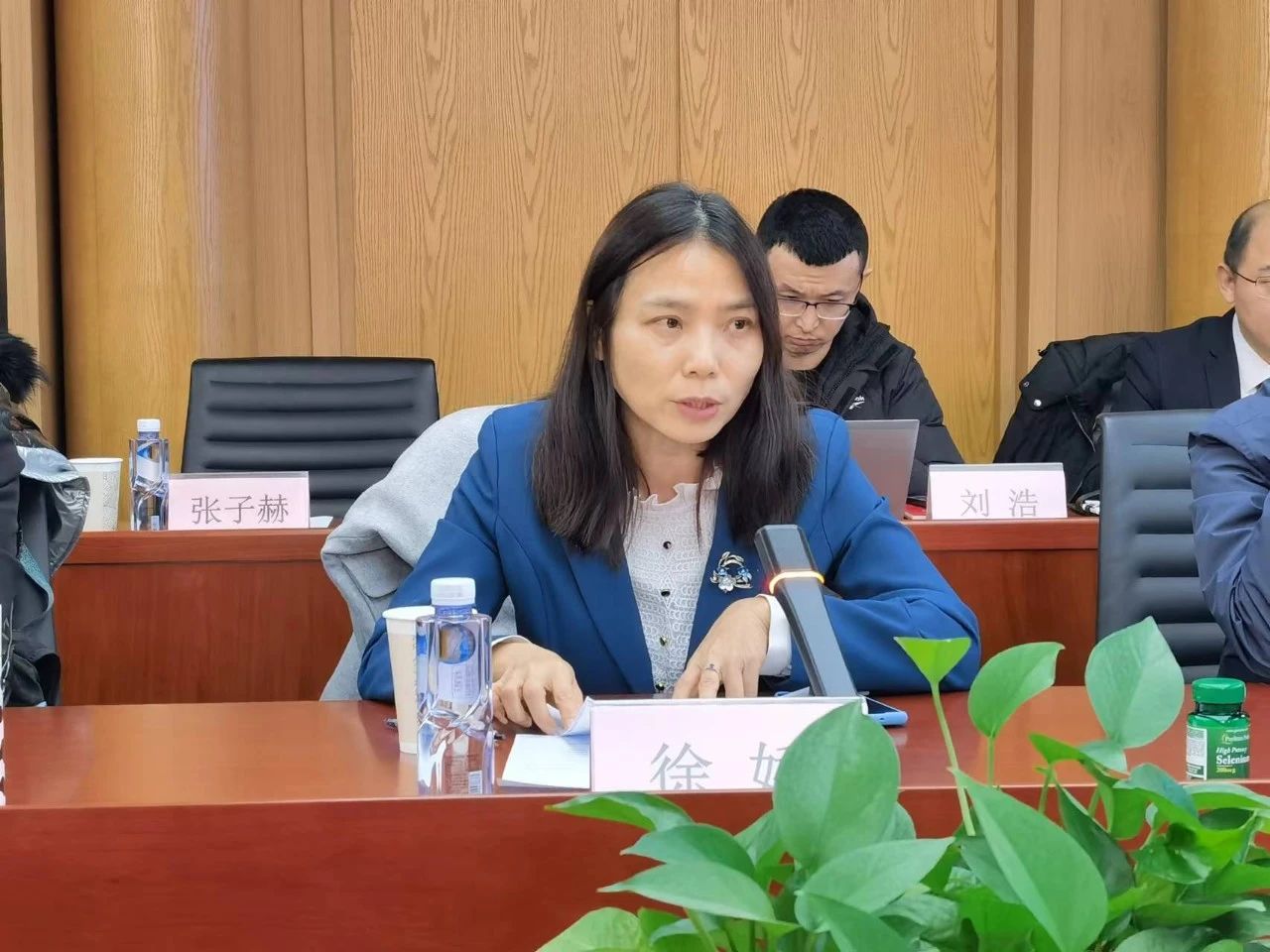 1706256238383599.jpg 04.jpg