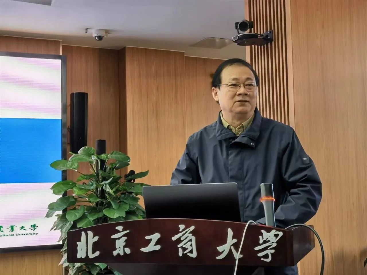 1706256250687915.jpg 05.jpg